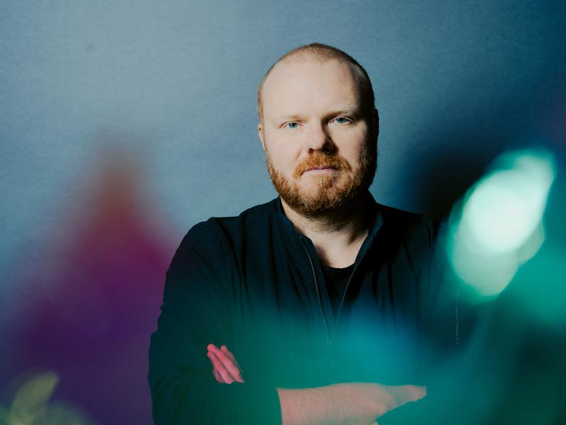 Kai Schumacher gibt zusammen mit Francesco Tristano ein Klavierkonzert im nächsten April