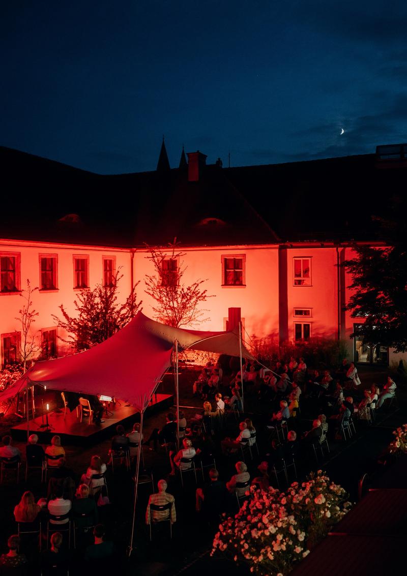 Das Kammermusik Open-Air in der Regionalbibliothek