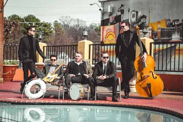 The Bluesanovas
