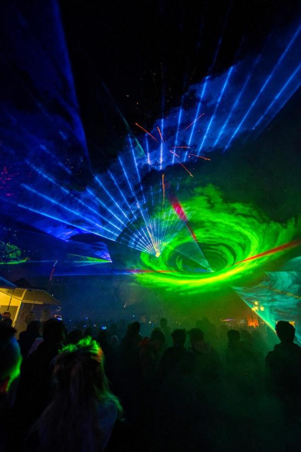 KRONACH leuchtet 2024: „Live-Lightshow“ von Eventeffects