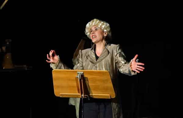 Georg Kreislers "Lola Blau" im Kulturforum Fürth