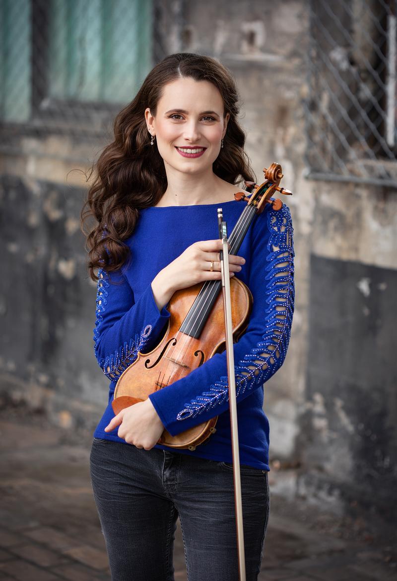 Die Violinistin Lea Birringer gestaltet KAMMERMUSIK! mit