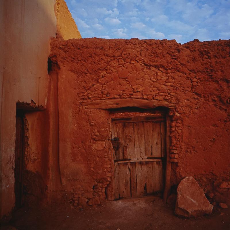 Lajos Keresztes Von der Serie/ From the series: Marokko, 0020, 1982 / Marocco, 0020, 1982 Cibachrom Abzug /Cibachrom 30 x 30 cm (11 x 11 in.)