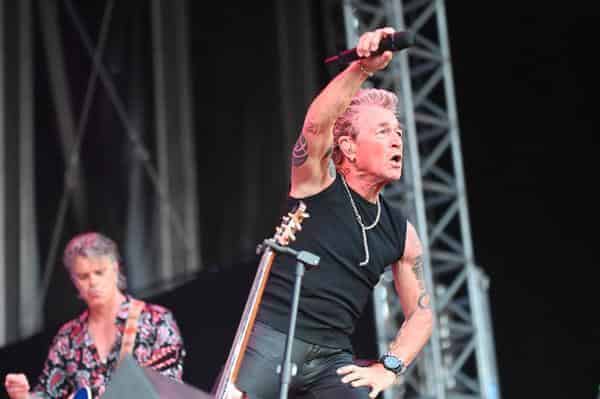 Peter Maffay rockt den Coburger Schlossplatz drei Stunden und sorgt für beste Stimmung