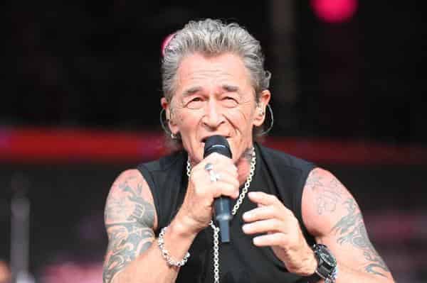 Peter Maffay rockt den Coburger Schlossplatz drei Stunden und sorgt für beste Stimmung