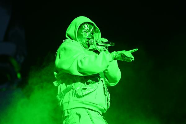 Marsimoto schwingt die grüne Abrissbirne. Was für ein Brett!