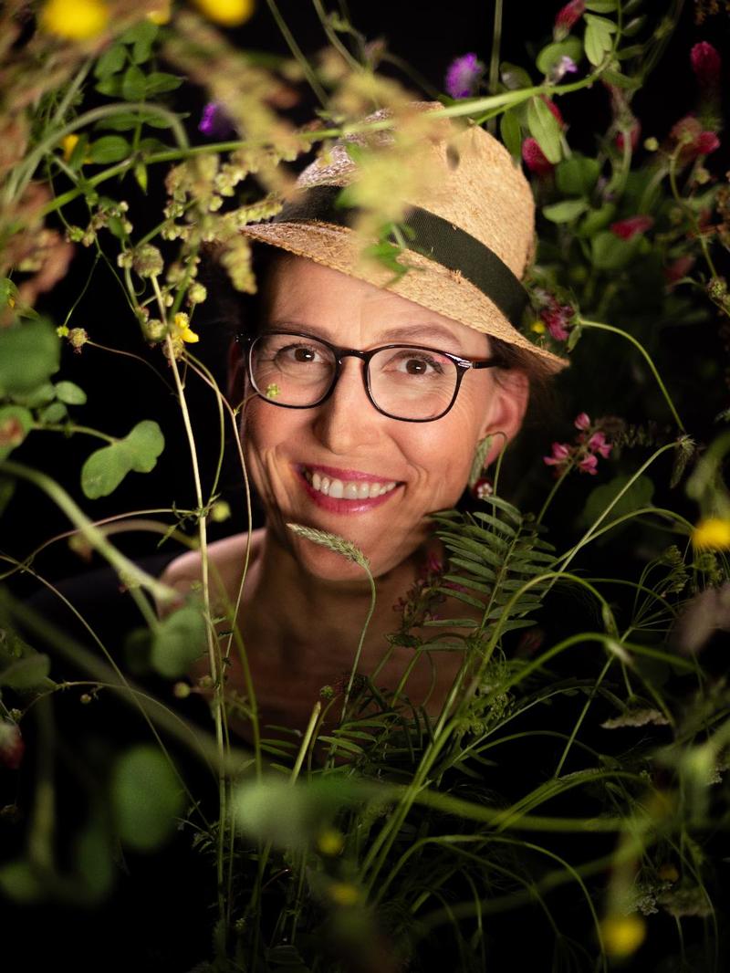 Am 31. Oktober ist Martina Schwarzmann in Würzburg zu Gast
