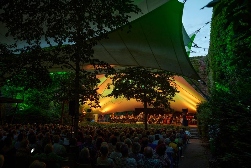 Musiksommer im Serenadenhof mit den Nürnberger Symphonikern