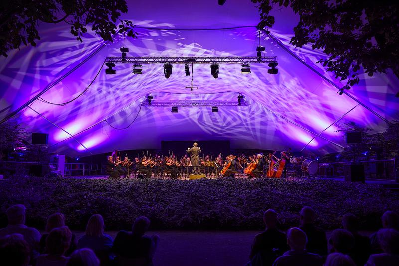 Musiksommer im Serenadenhof mit den Nürnberger Symphonikern