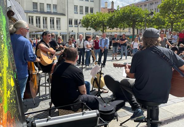 Das Straßenmusikfestival in Schweinfurt wird von dem Verein KulturPackt veranstaltet 