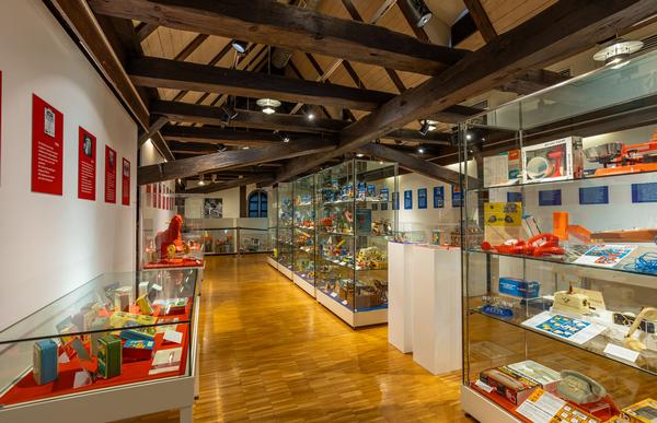 50 Jahre Playmobil – Die Firmengeschichte hinter dem Welterfolg: Neue Sonderausstellung im Städtischen Museum Zirndorf