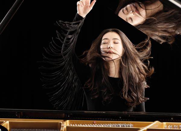 Younee tritt beim Pijazzo-Festival auf