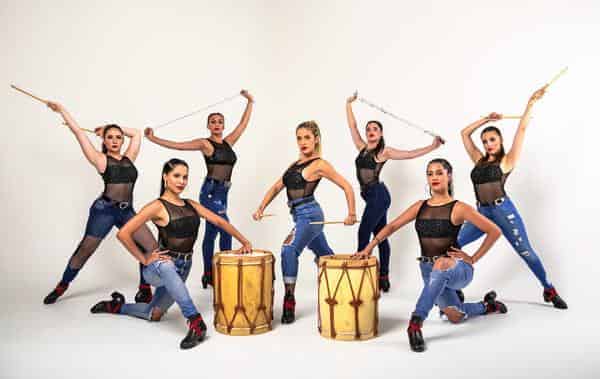 Revolution Queens treten im Zirkus FlicFlac in Nürnberg auf