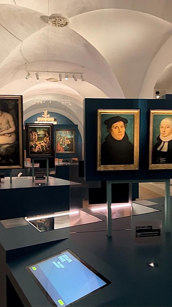 Cranachs Bilderfluten, Ausstellung in der Anna Amalia Bibliothek in Weimar