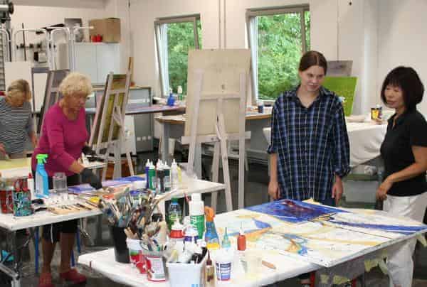 Acrylmalerei bei Hye Jeong Chung-Lang