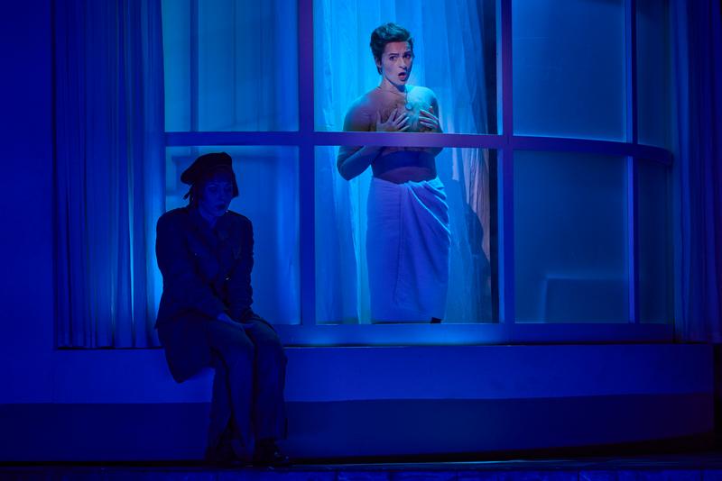 Staatstheater Nürnberg, Oper „Alcina“, Oper von Georg Friedrich Händel, Musikalische Leitung: Dorothee Oberlinger, Regie: Jens-Daniel Herzog, Premiere: 16.03.2025, Im Bild (v.l.n.r.): Sara Šetar, Corinna Scheurle