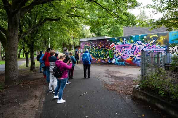 Streetart in Langwasser Über 20 beeindruckende Wandbilder von bekannten Streetart-Künstler*innen sind in den letzten Jahren in Langwasser entstanden. 