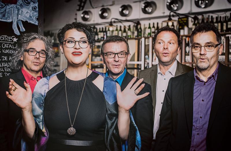Steffi Denk & Flexible Friends mit Markus Fritsch sind am 31. Januar 2026 mit einem Chanson-, Jazz- und Soulprogramm in Feuchtwangen zu Gast