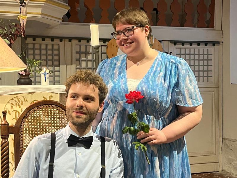 Bastian Uhlig (Orgel) und Laura Birkenfelder (Erzählerin)