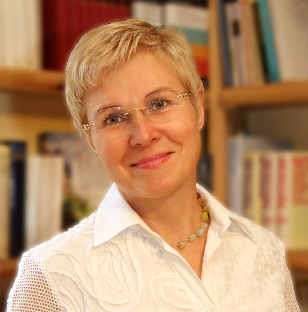 Ulrike Kienzle ist die Dramaturgin der Brentano-Akademie