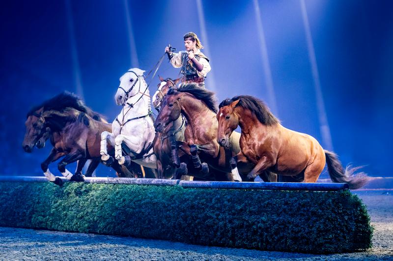 „CAVALLUNA – Tor zur Anderswelt“