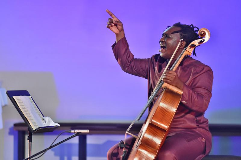 Abel Selaocoe, Artist in Residence 2023, ist am 20. Juli im Nürnberger Serenadenhof zu Gast