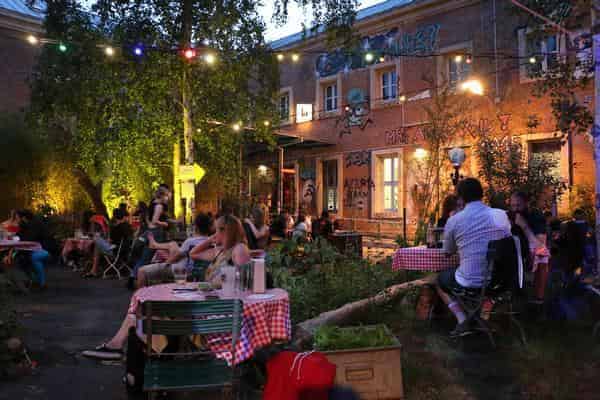 Der Biergarten ist zwischen Mai und Oktober geöffnet 