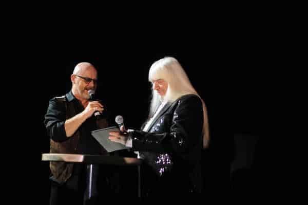 Sweet-Frontmann Andy Scott (rechts), hier mit Wishbone Ash-Gründungsmitglied Andy Powell, und seine Kombo rocken am 13. November die Lichtenfelser Stadthalle