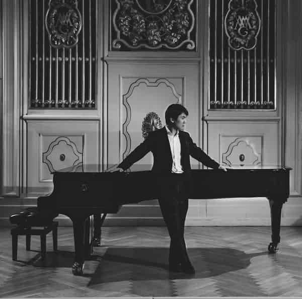 Seong-Jin Cho, Exklusivkünstler der Deutschen Grammophon
